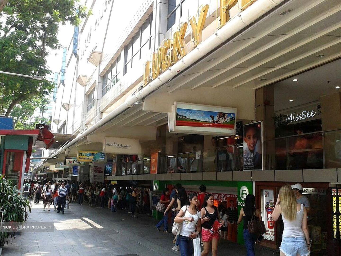 Lucky Plaza (D9), Shop House #463816181